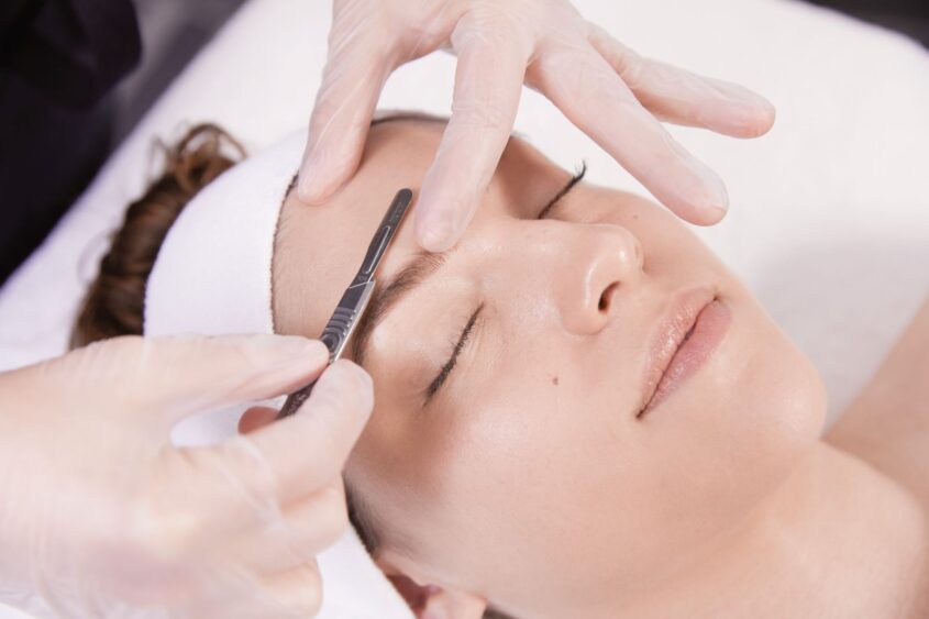 Dermaplaning